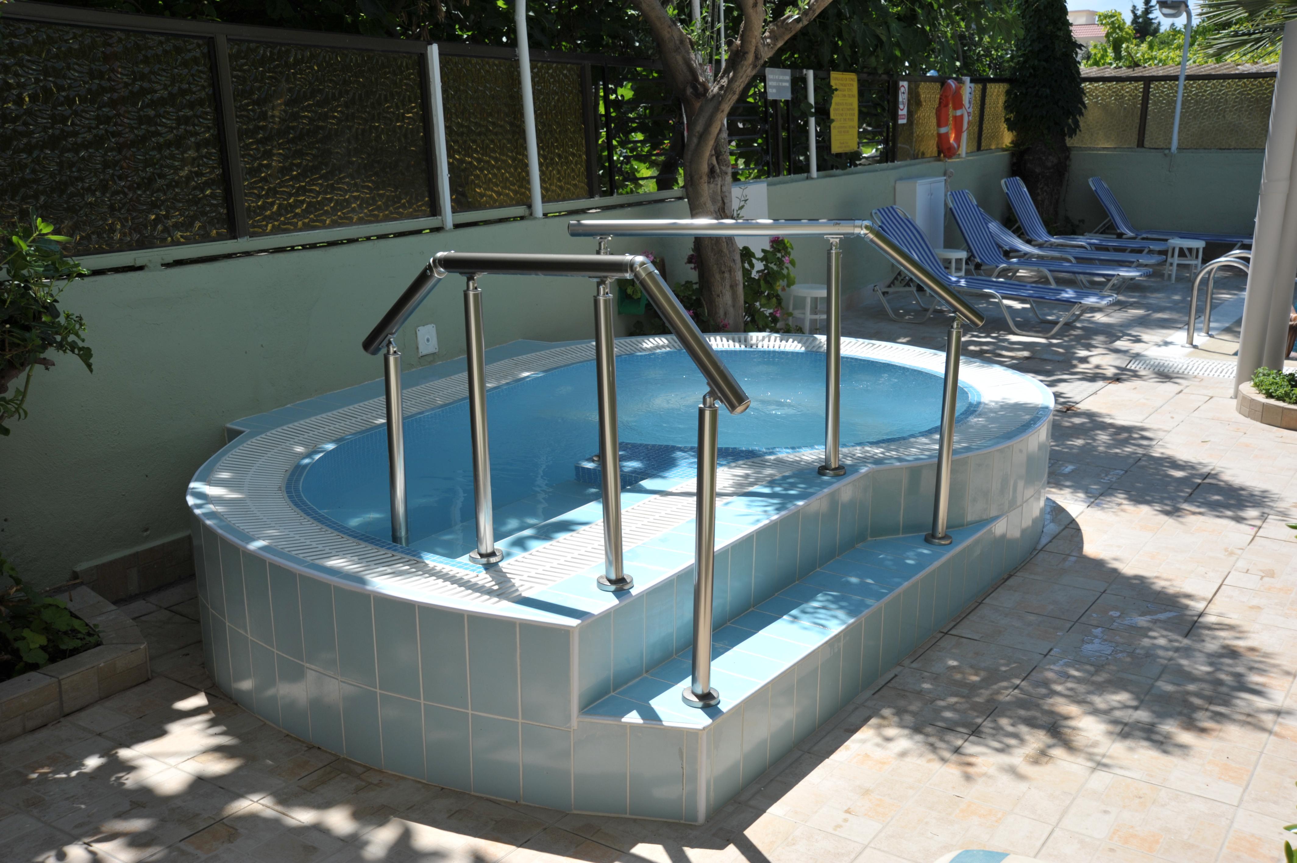 Anseli Hotel Kremasti  Ngoại thất bức ảnh