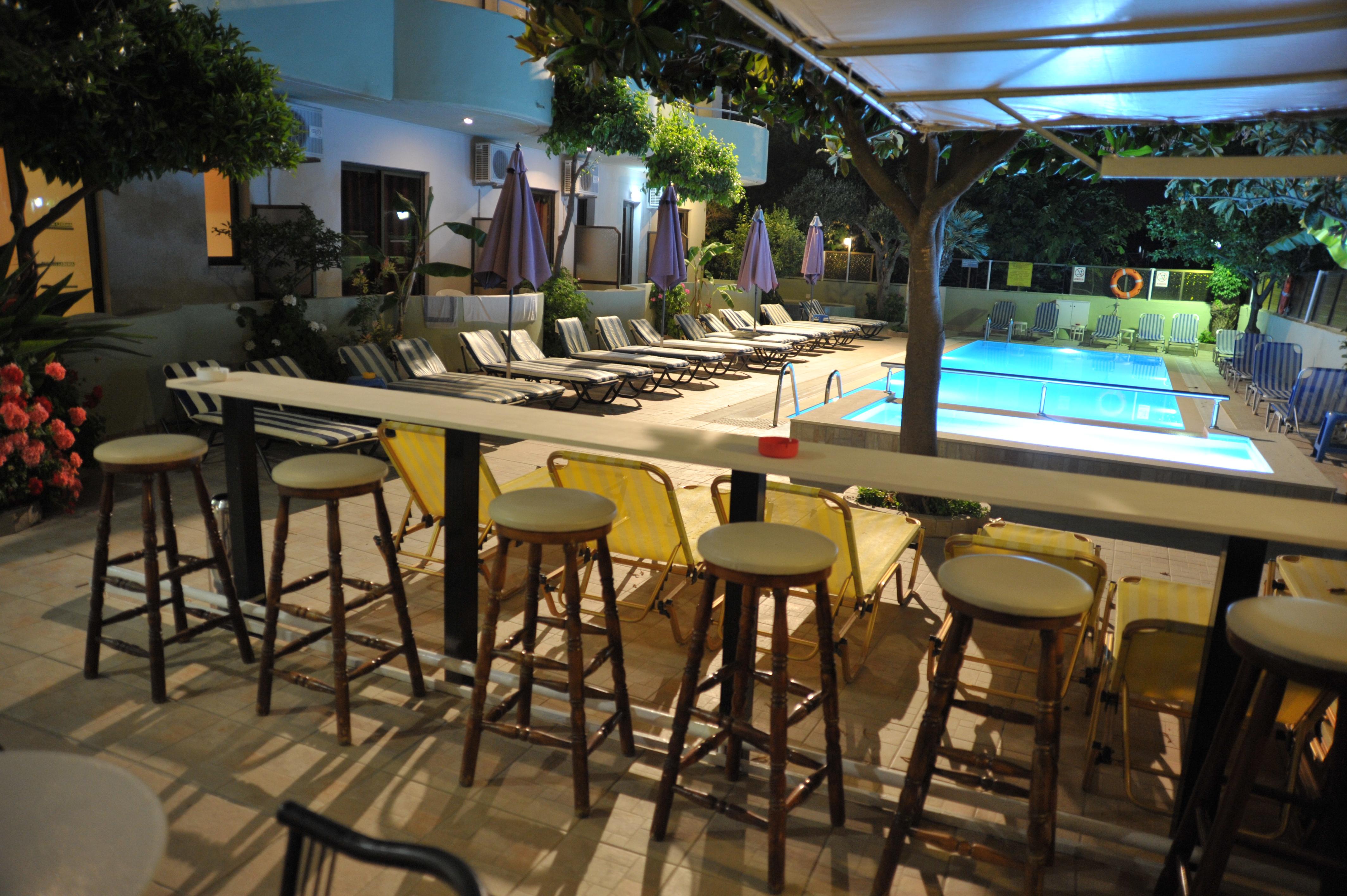 Anseli Hotel Kremasti  Ngoại thất bức ảnh