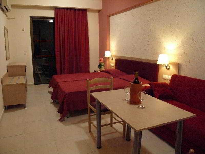 Anseli Hotel Kremasti  Ngoại thất bức ảnh