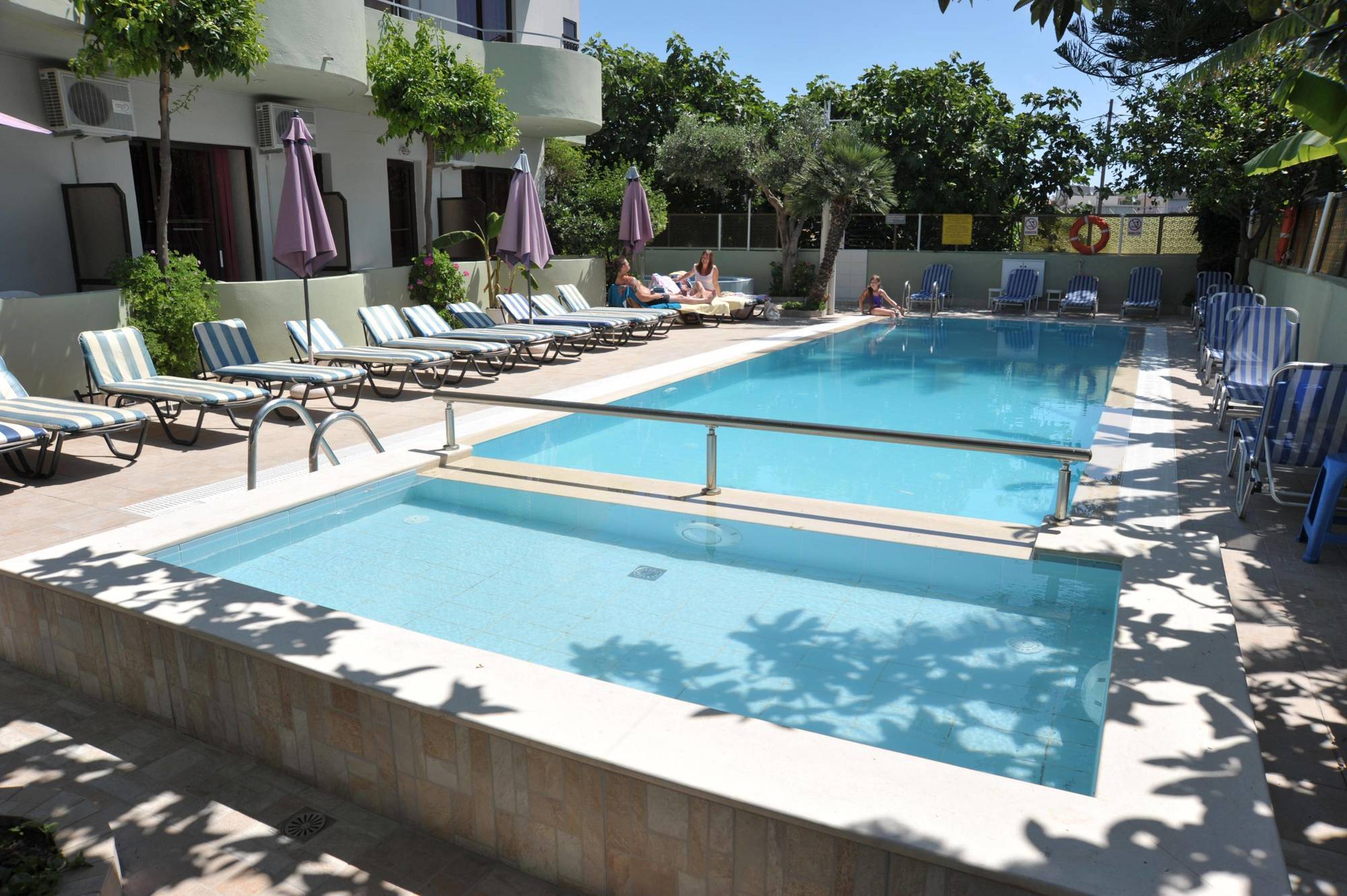 Anseli Hotel Kremasti  Ngoại thất bức ảnh